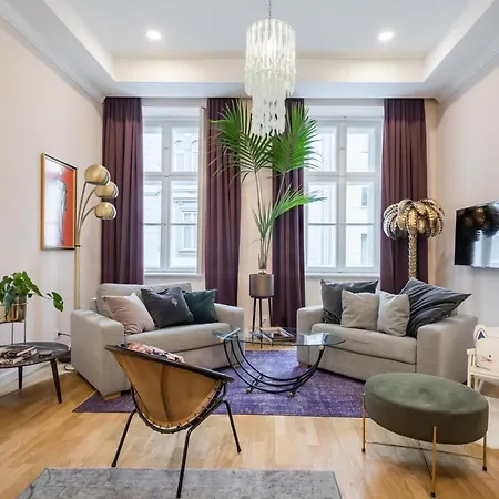 Bpr Adagio Design With A/c Apartment Budapest