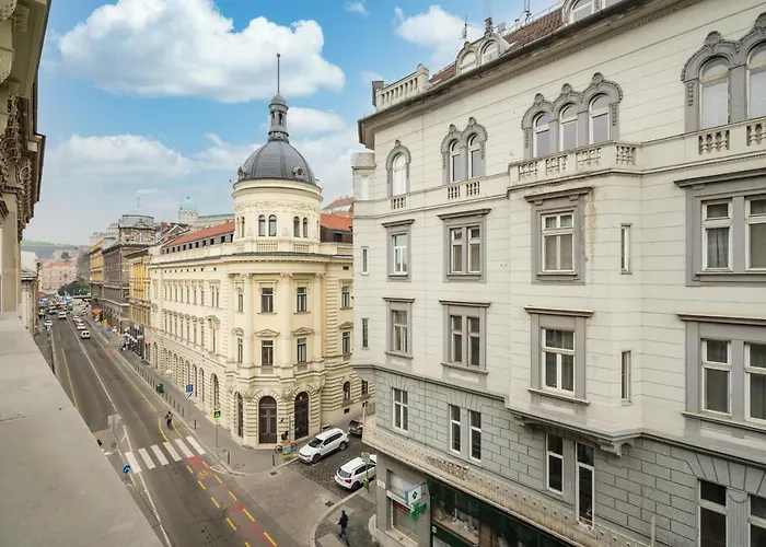 Bpr Adagio Design With A/c Apartament