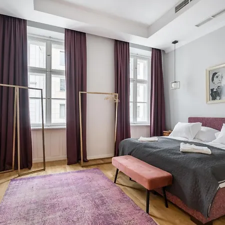 Bpr Adagio Design With A/c Budapest