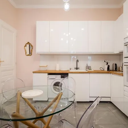 Bpr Adagio Design With A/c Apartment Budapest